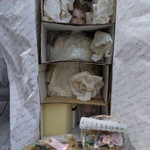 Jan hagara goldie Danbury mint Victorian‎ children